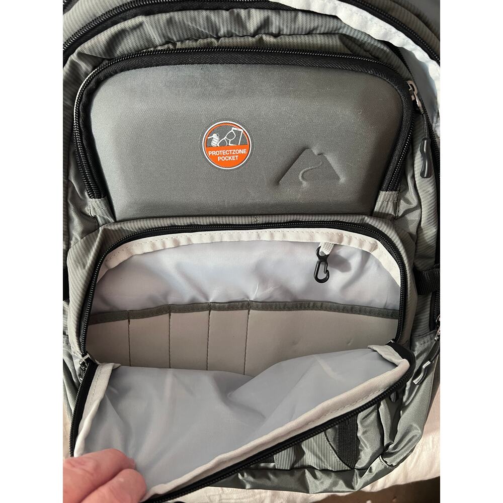 Ozark Trail Gray Computer Padded Backpack - Picture 3 of 6